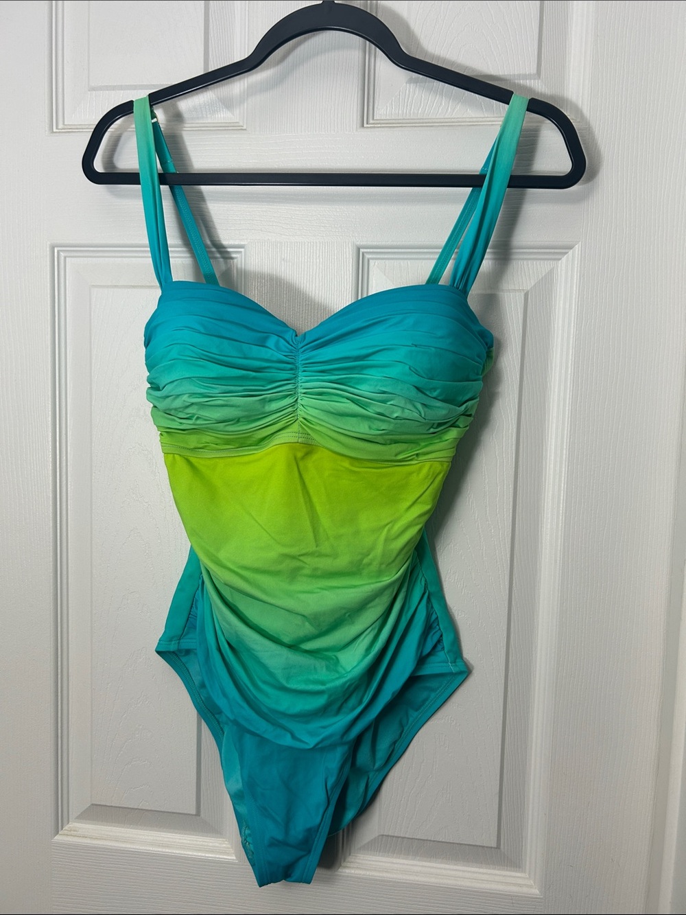 Bleu Rod Beattie Deep Water cool breeze ombre Underwire One Piece size 10